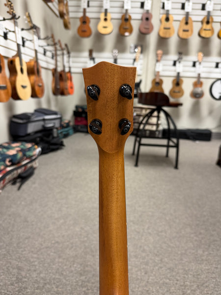 Oli L1-TMGS Solid Mango Satin Tenor Ukulele w/Case - Pre Loved