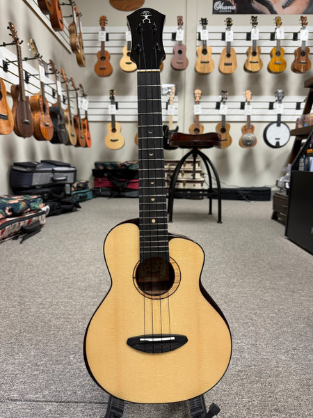 aNueNue UT-200 Solid Spruce-Rosewood Tenor Ukulele w/Case - Moon Bird Series