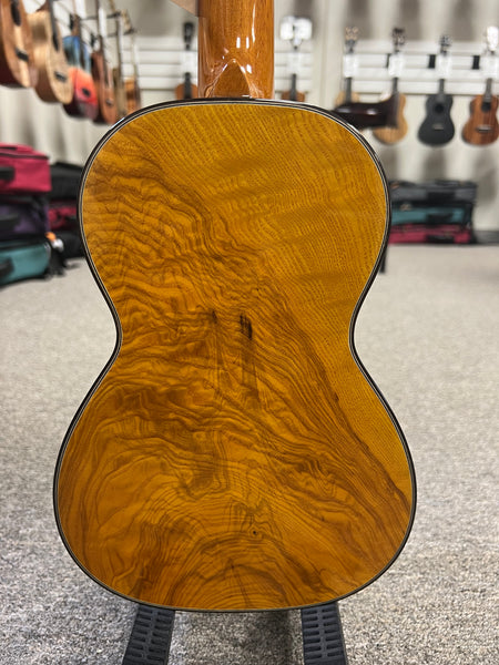 OHANA CK-150SMP Spalted Maple Concert Ukulele - Bevel Armrest