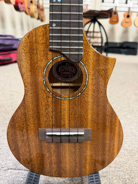 Kiwaya KPC-3M-C Solid Mahogany Concert Ukulele w/Cutaway