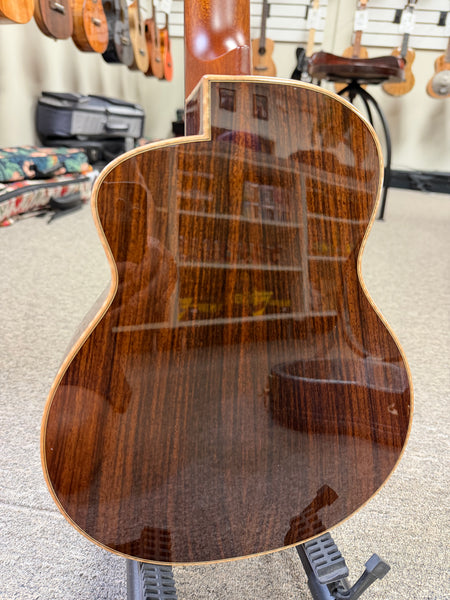 aNueNue Black Whale Solid Cedar/Maple/Rosewood Tenor Ukulele w/Case