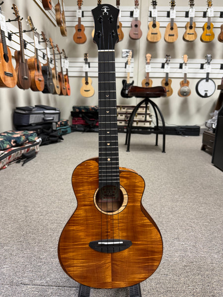 aNueNue UT3K Solid Premium Koa Tenor Ukulele w/Case - Bird Series
