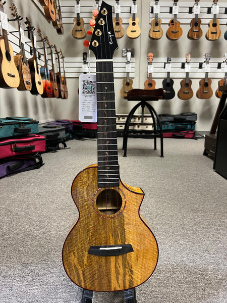 Enya EUT-MG6 Solid Mango Tenor Ukulele w/Case