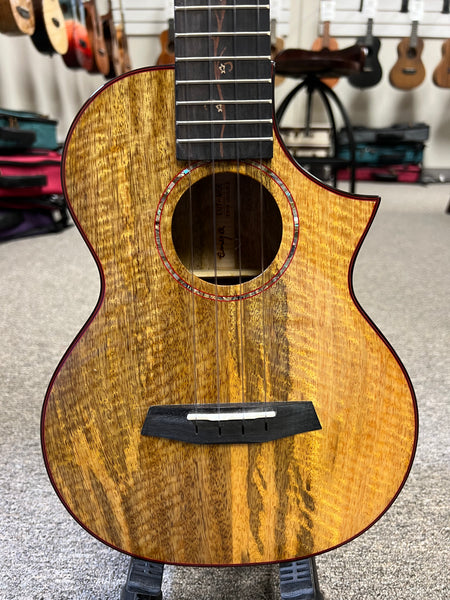 Enya EUT-MG6 Solid Mango Tenor Ukulele w/Case