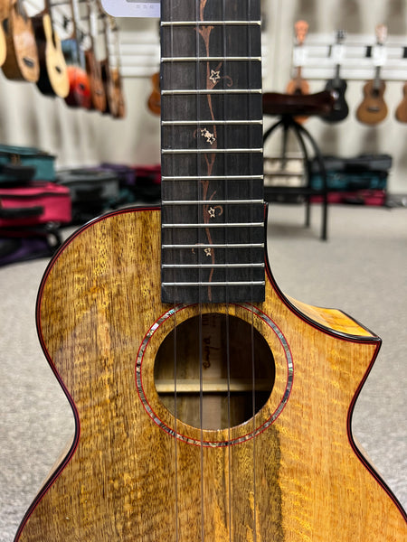 Enya EUT-MG6 Solid Mango Tenor Ukulele w/Case