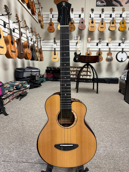 aNueNue UB-200 Baritone Ukulele w/Case - Moon Bird Series -  Solid Spruce/Solid Rosewood