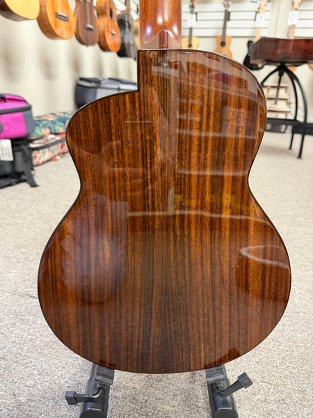 aNueNue UB-200 Baritone Ukulele w/Case - Moon Bird Series -  Solid Spruce/Solid Rosewood