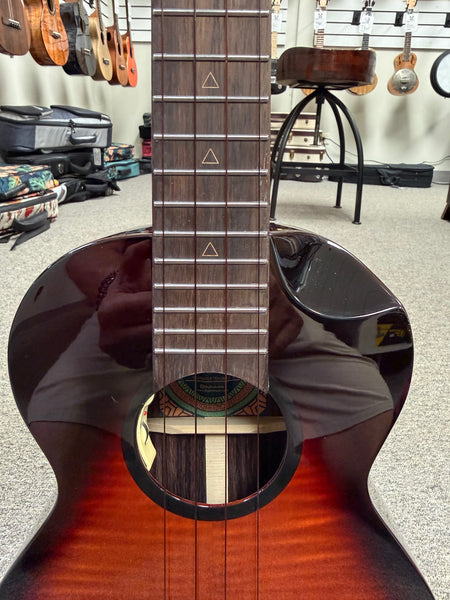 Flight Navigator Solid Flamed Maple/Rosewood Electric Tenor Ukulele w/Case