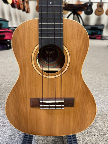 Flight Leia CE Concert Electric Ukulele w/Case  - Thin Body - Solid Cedar/Acacia