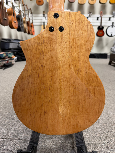 Flight Aviator Galaxy Solid Mango/Poplar Electric Baritone Ukulele w/Case