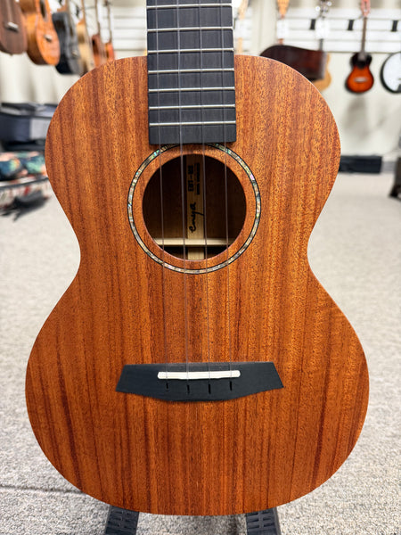 Enya EUT-MS Solid Mahogany Tenor Ukulele w/Case