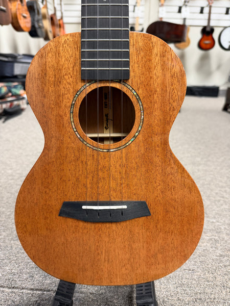Enya EUT-MAD Solid Mahogany Tenor Ukulele w/Case