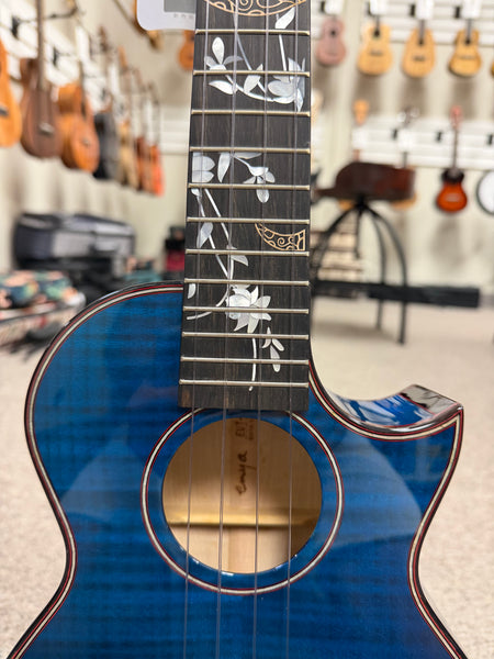 Enya EUT Flower-Sea Solid Maple Tenor Ukulele w/Case - Flower/Sea Ukulele Blue