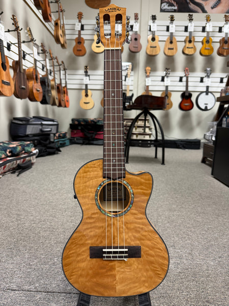 LANIKAI QM-NACET Quilted Maple Electric Tenor Ukulele w/Case - Natural