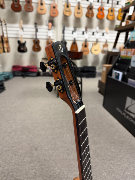 Flight Voyager Tenor Electric Ukulele w/Case - Royal Series - Solid Spruce/Solid Acacia