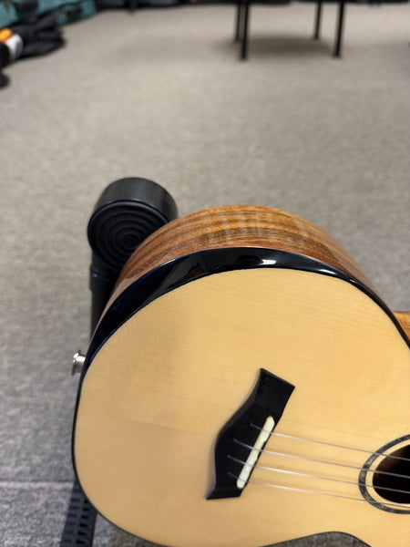 Flight Voyager Tenor Electric Ukulele w/Case - Royal Series - Solid Spruce/Solid Acacia