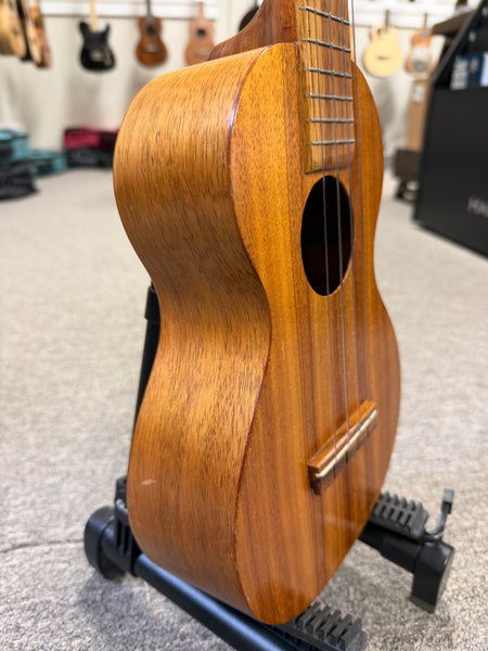 Kamaka HF-2 Solid Koa Concert Ukulele w/Case #2 - Pre-Loved
