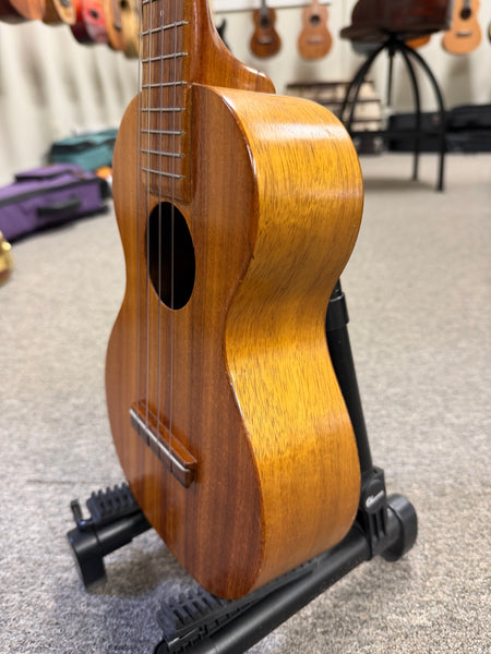 Kamaka HF-2 Solid Koa Concert Ukulele w/Case #2 - Pre-Loved