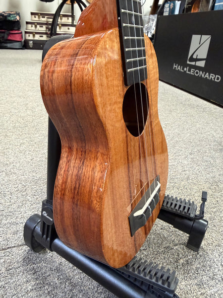 KoAloha KCM-00 Solid Koa Concert Ukulele w/Case - Pre Loved