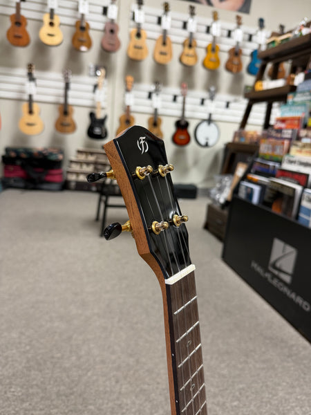 Flight Nomad Solid Mahogany Tenor Ukulele w/Case