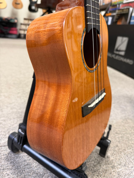 Romero Creations Solid Mahogany Large Body Soprano Ukulele w/Case - Pre Loved