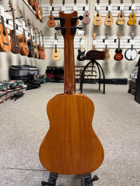 Romero Creations Solid Mahogany Large Body Soprano Ukulele w/Case - Pre Loved