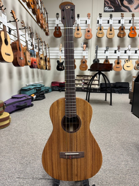 Oli L1-BA-S Solid Acacia Satin Baritone Ukulele w/Case