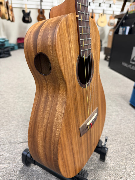 Oli L1-BA-S Solid Acacia Satin Baritone Ukulele w/Case