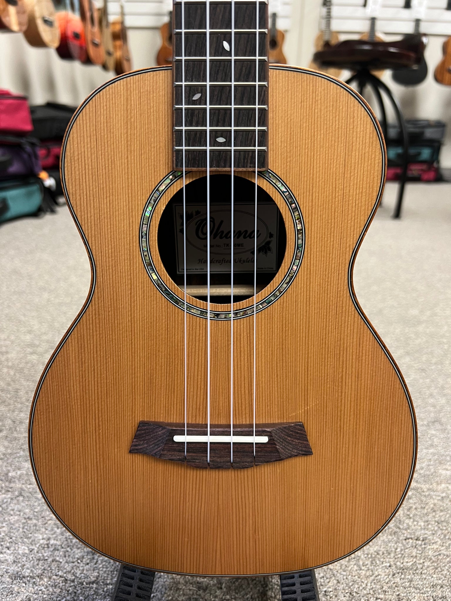 OHANA TK-50ME Solid Cedar/Ebony Tenor Ukulele