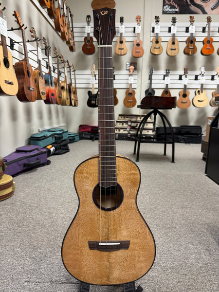 Oli X1-BMG Solid Mango Baritone Ukulele w/Case