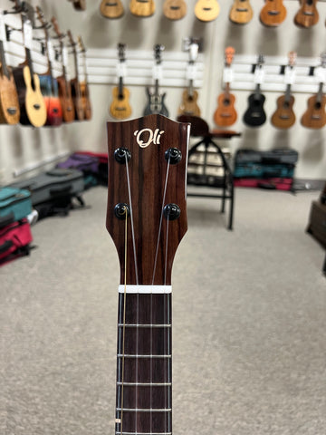 Oli L1-TCA Solid Cedar/Acacia Tenor Ukulele w/Case