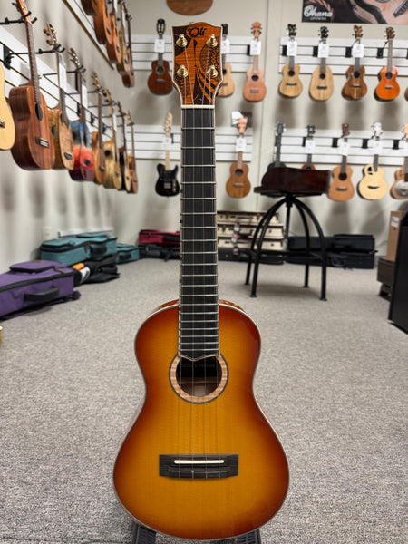 Oli L2-CSFM-LB Solid Spruce/Flame Maple Concert Ukulele w/Case - Light Burst Finish