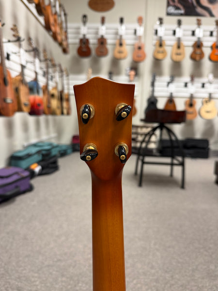 Oli L2-CSFM-LB Solid Spruce/Flame Maple Concert Ukulele w/Case - Light Burst Finish