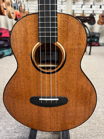 KALA KA-CT-SMH-BG Solid Mahogany Baritone Ukulele w/Case - Contour Series