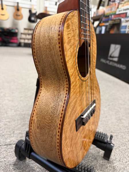 Mele Solid Mango Tenor Ukulele - Pre Loved - Made in Hawaii !!