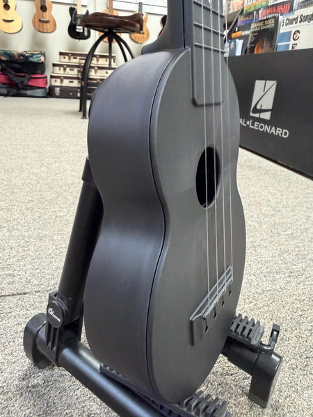 OUTDOOR Ukulele Soprano - Carbon Black Nickel - Travel Uke