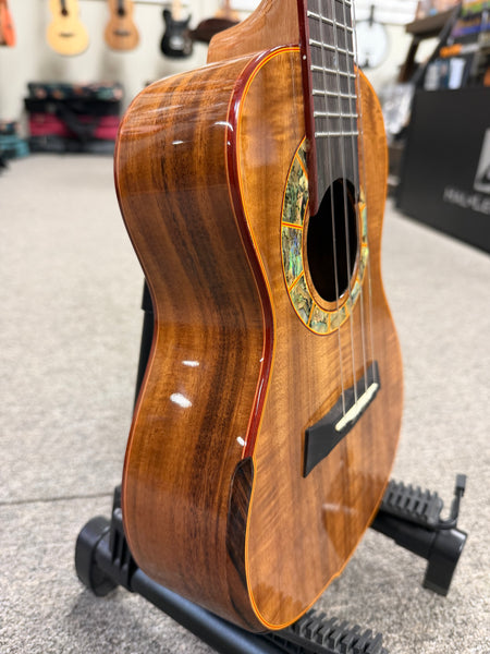 SNAIL S-60C Solid Acacia Concert Ukulele w/Case #4 - Comfort Armrest