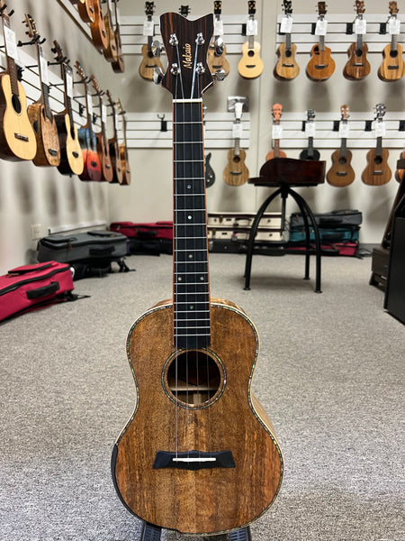 Makaio MSMT-20 Solid Spalted Mango Tenor Ukulele w/Case - Comfort Armrest