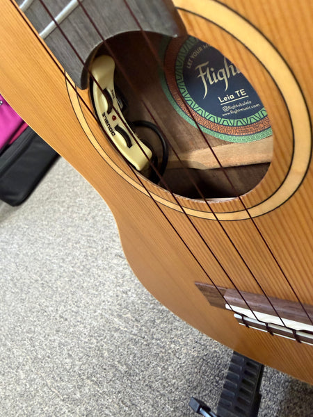 Flight Leia TE Tenor Electric Ukulele w/Case - Thin Body - Solid Cedar/Acacia