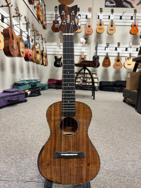 Makaio MKC-20 Solid Koa Concert Ukulele w/Case - Rosewood Comfort Armrest