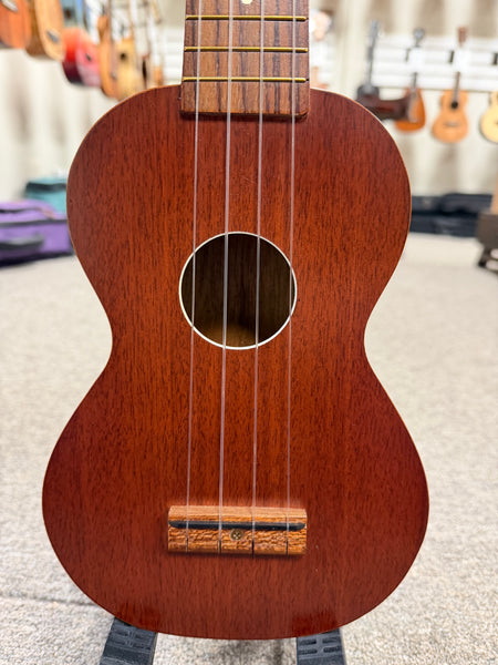 Crestline Vintage Mahogany Soprano Ukulele w/Case - Pre Loved