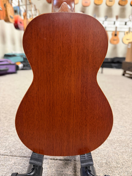 Crestline Vintage Mahogany Soprano Ukulele w/Case - Pre Loved