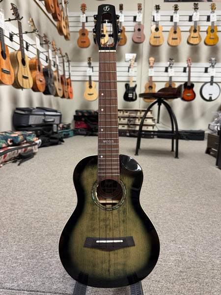 Flight Peter Moss Solid Spruce/Mahogany Electric Concert Ukulele w/Case -Black Moonburst