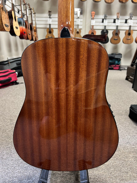 Ohana OBU-22 Compact Acoustic Electric Bass w/Case - Solid Spruce/Mahogany