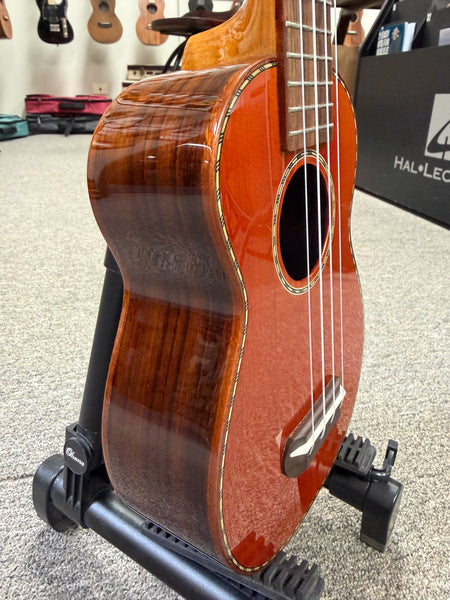 OHANA SK-50G Soprano Ukulele - Solid Cedar/Solid Rosewood