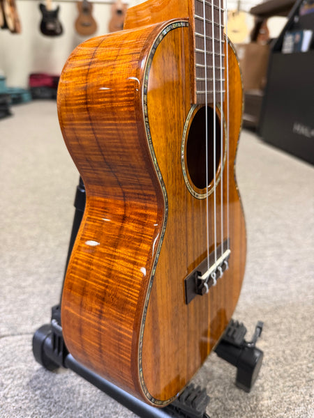 OHANA CK-350G Solid Koa Concert Ukulele w/Hard Shell Case