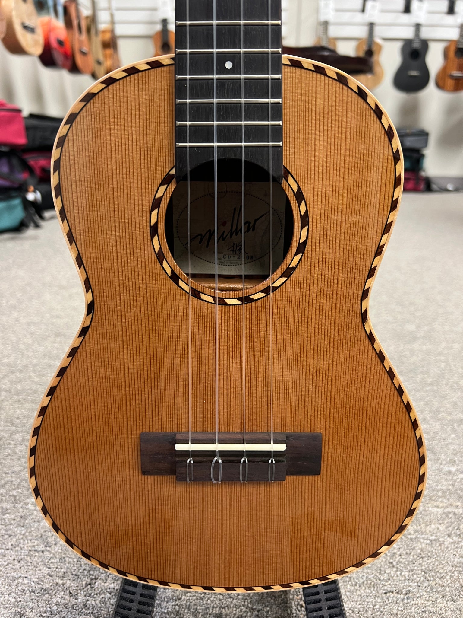 Millar CD-260W Solid Cedar/Solid Rosewood Tenor Ukulele