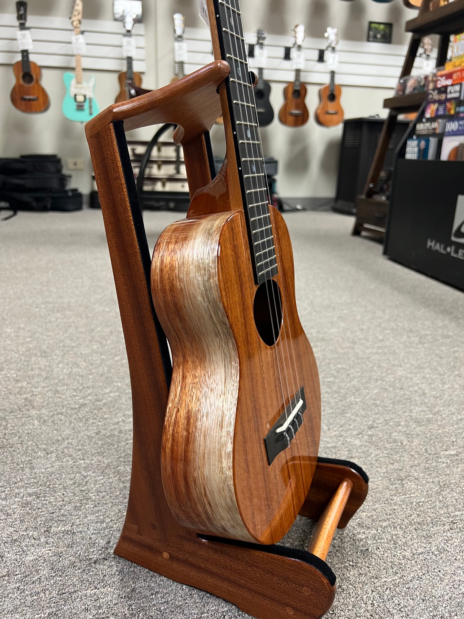 Custom Sapele Wood Ukulele Stand by Lee Murdock - Sapele Uke Stand