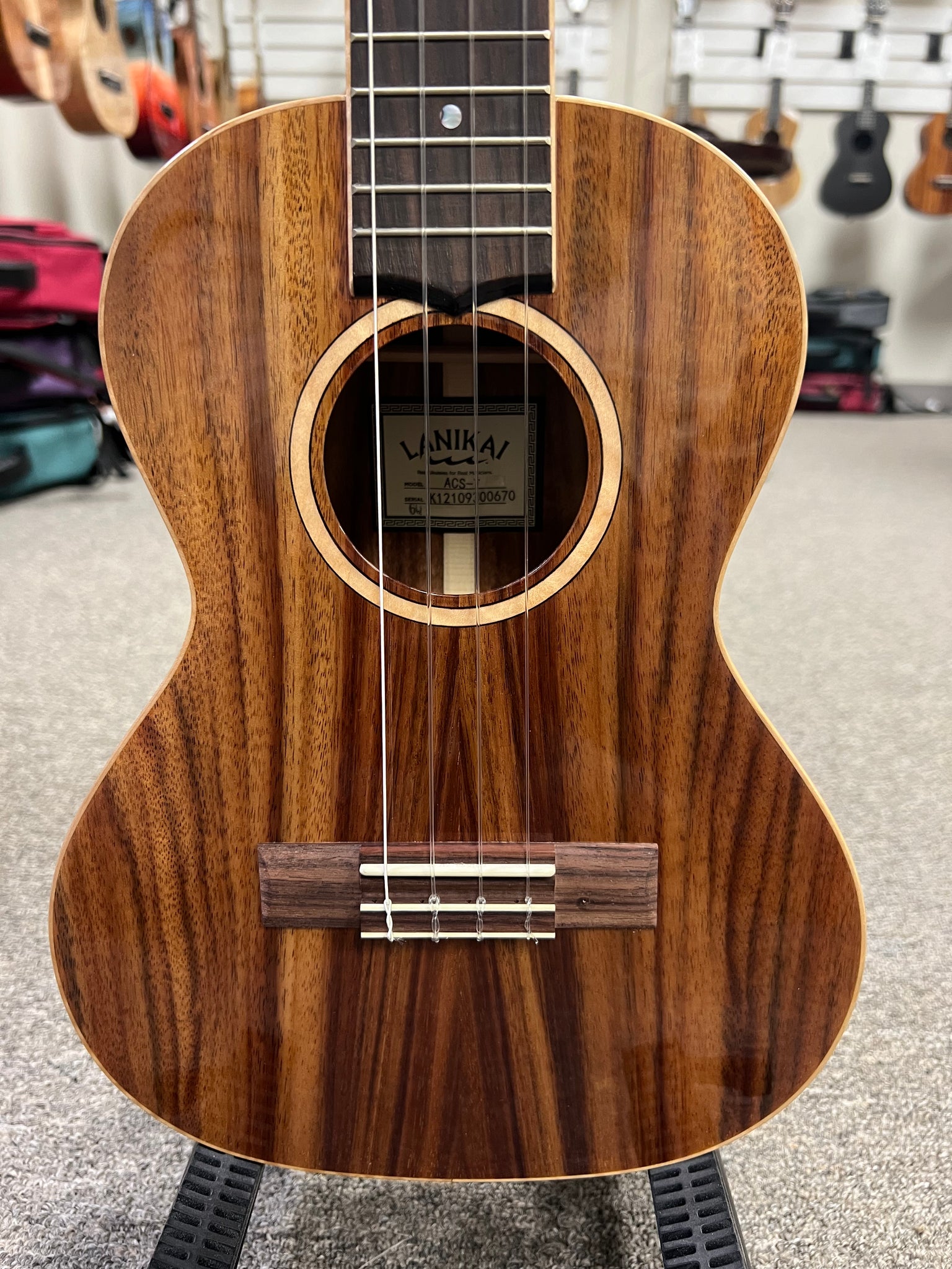 LANIKAI ACS-T Solid Acacia Tenor Ukulele w/Case