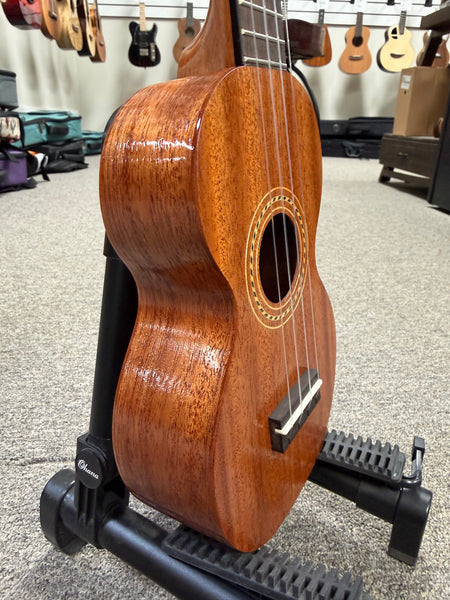 KALA KA-F8-MHG-S Pan Pacific Solid Mahogany Figure 8 Soprano Ukulele w/Case
